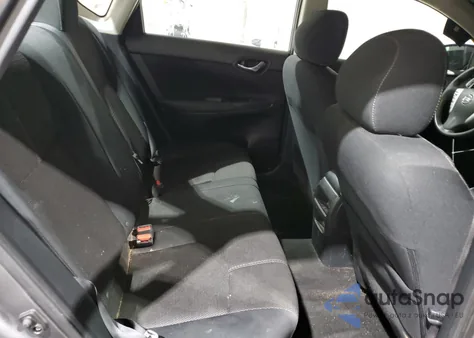 2017 Nissan Sentra S z USA, uszkodzony, nr VIN 3N1AB7AP3HY224774